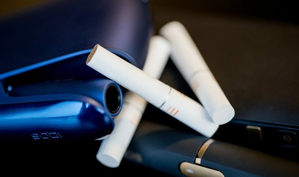 Seimas svarstys, ar didinti akcizus e. cigaretėms ir kaitinamajam tabakui – Kas vyksta Kaune