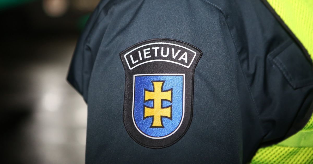 Penktadienio rytą pėsčiųjų perėjoje partrenktas žmogus