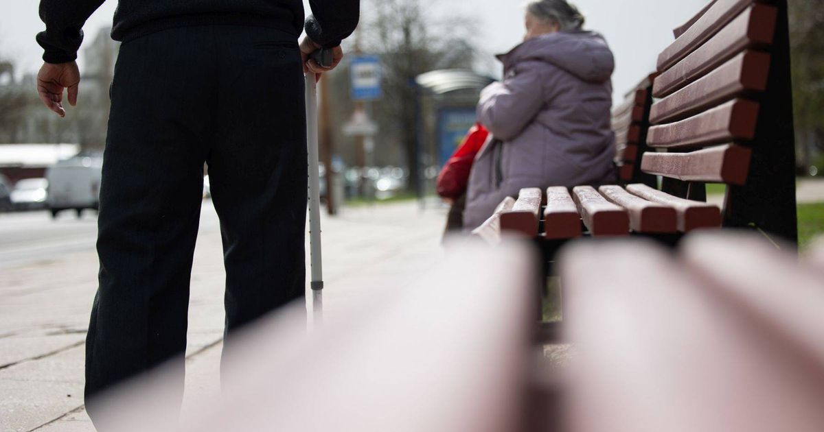 toliau dirbti sulaukę pensinio amžiaus planuoja beveik trečdalis gyventojų
